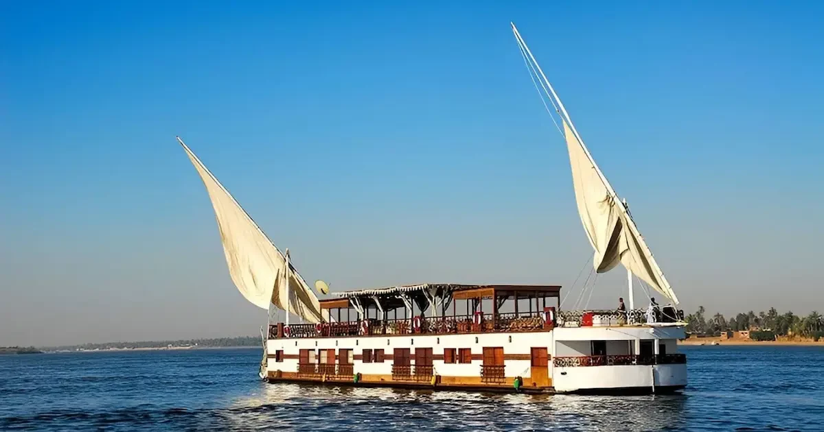 Exterior view of Dahabiya Judi sailing the Nile