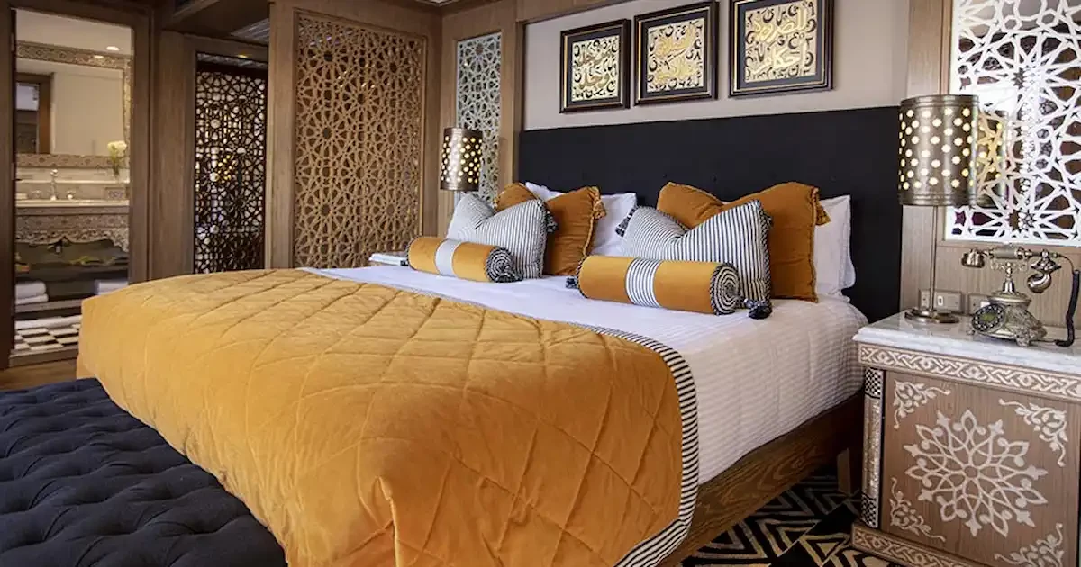 Elegant private cabin onboard Yakouta Dahabiya