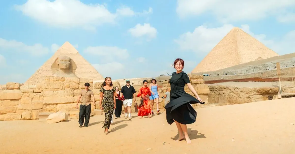 Pyramids of Giza Luxury Egypt Tour