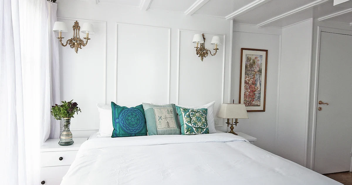 Luxury cabin interior aboard abydos dahabiya-