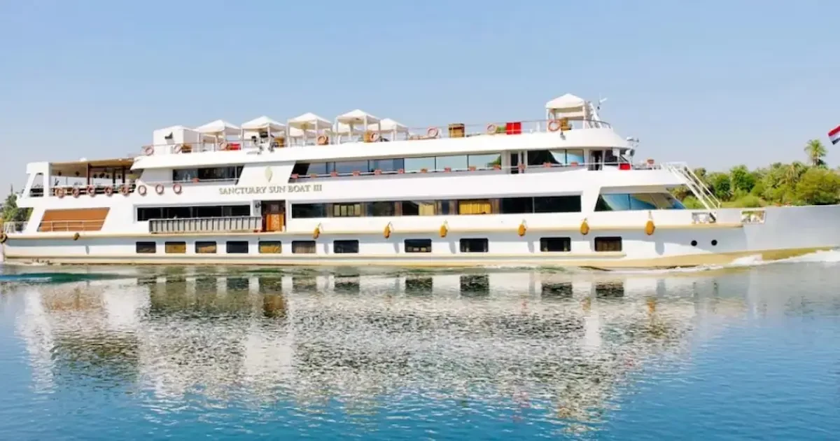 Sanctuary Sun Boat IV sun deck