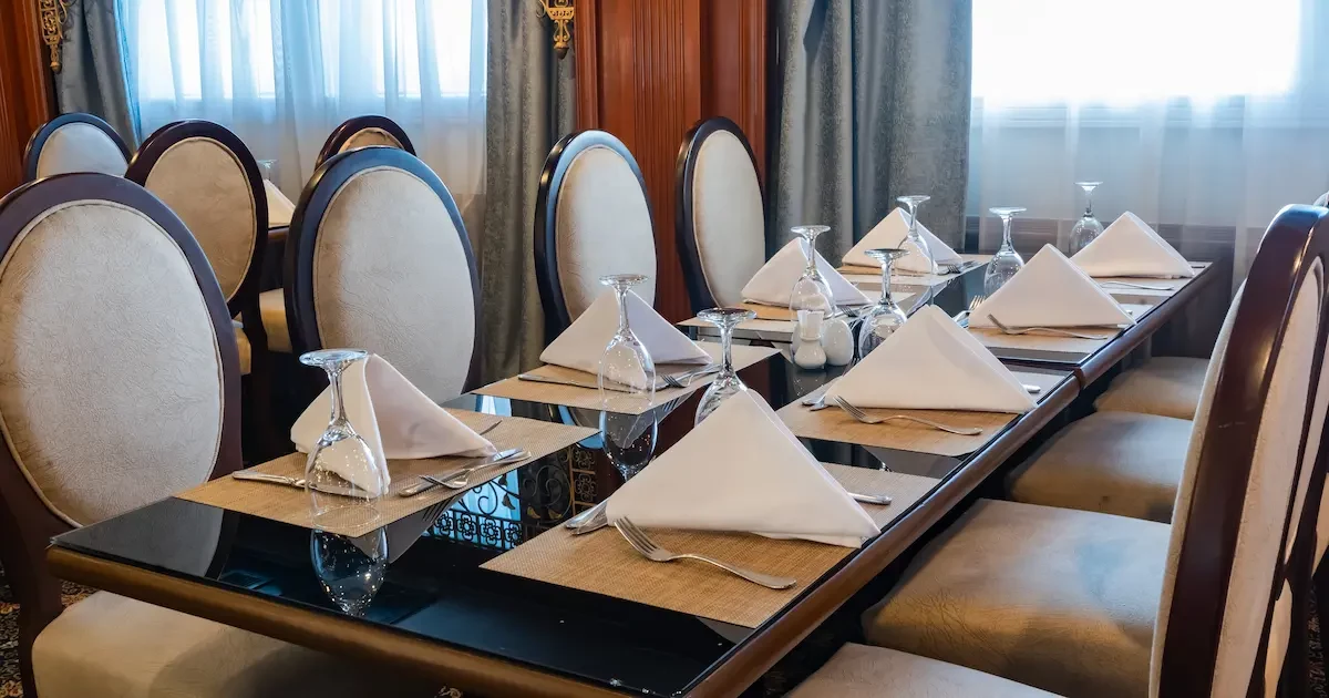 Monica Nile Cruise dining room