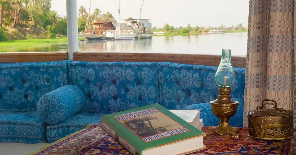 Exterior view of Dahabiya Loulia sailing on the Nile