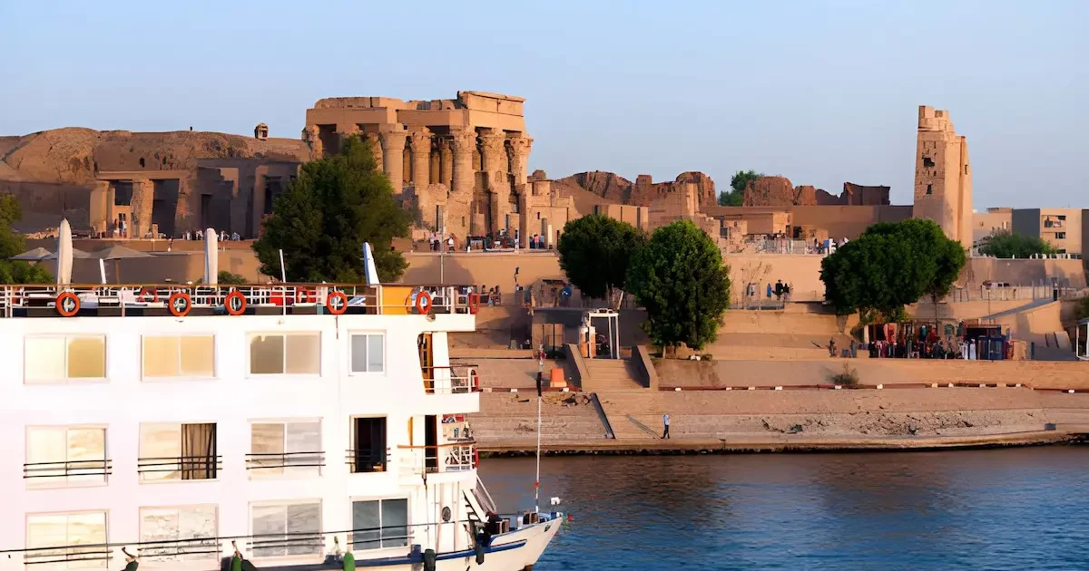 Small group Nile cruise in Egypt
