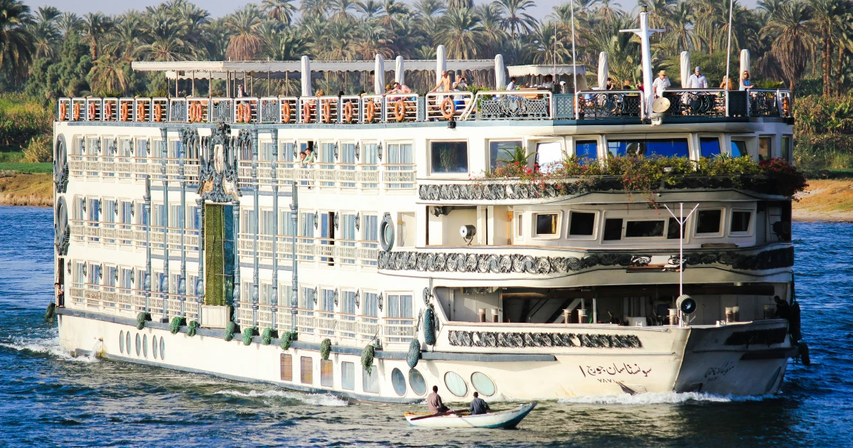 Family enjoying a Nile Cruise