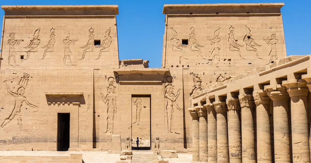 Day tour to Aswan from Luxor