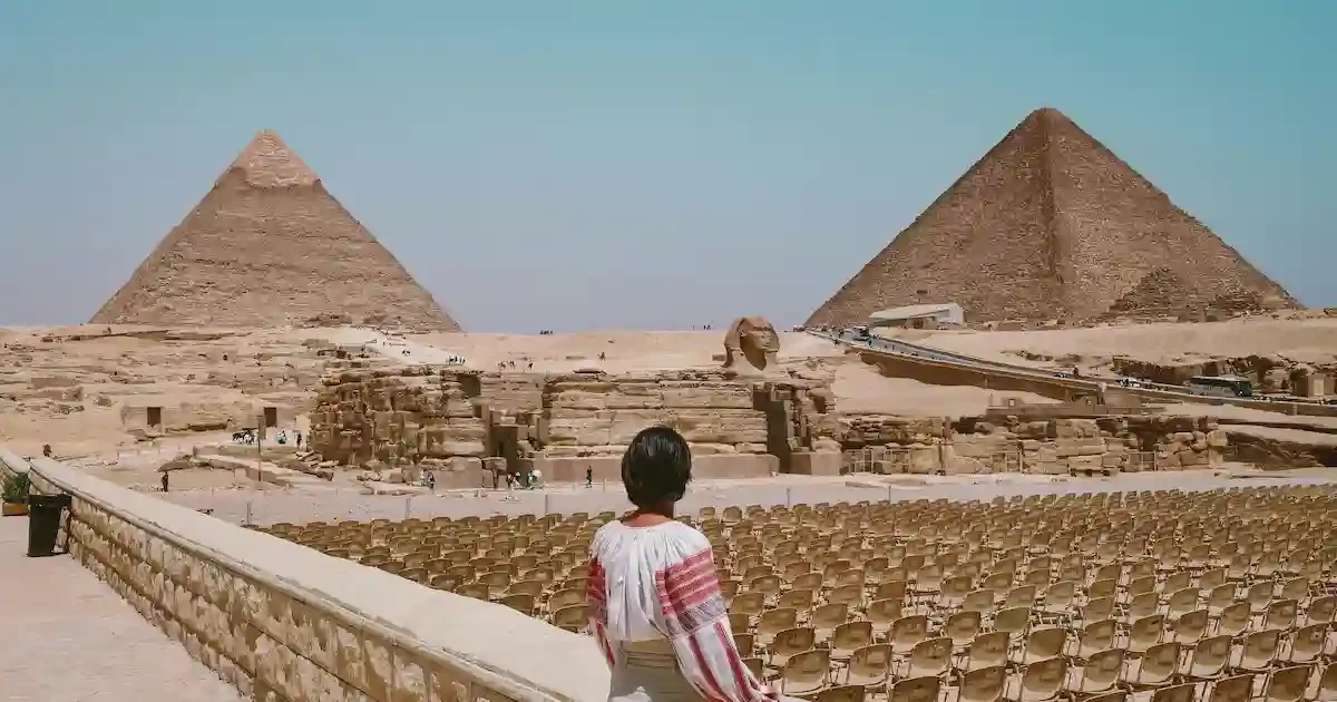 Sharm El Sheikh to Giza pyramids tour view