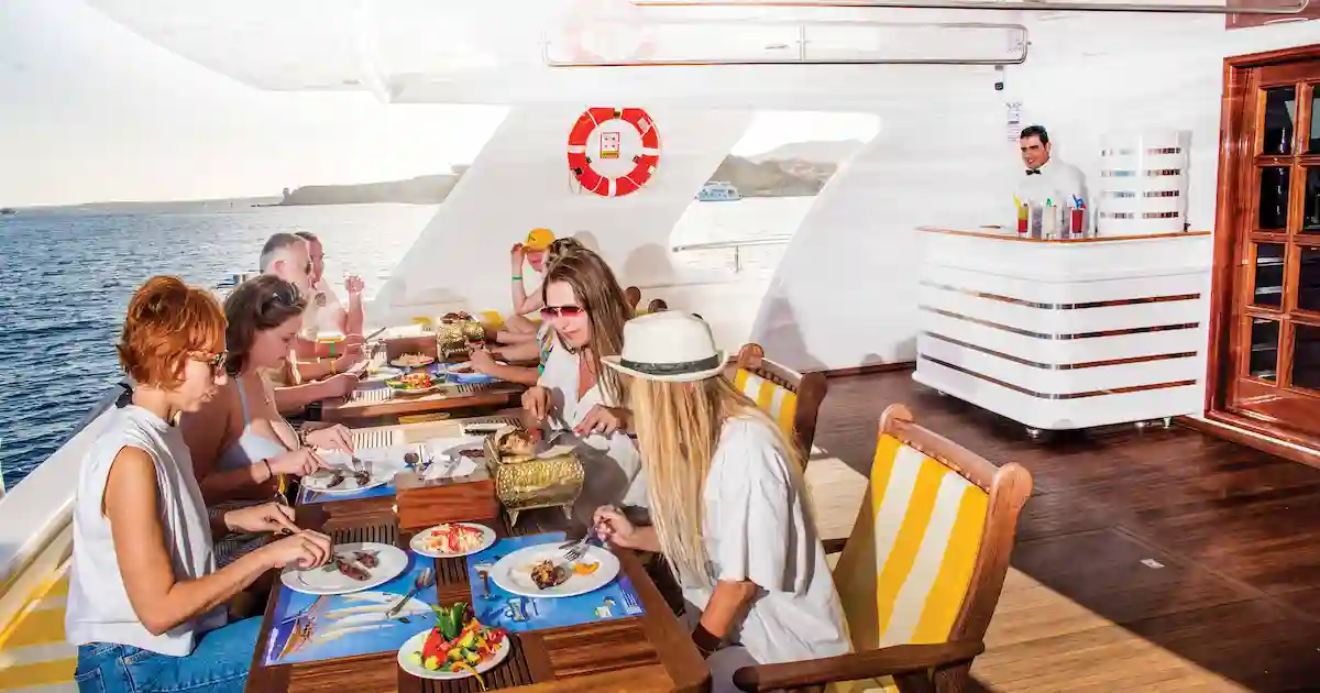 gourmet lunch on Elite VIP Cruise Hurghada