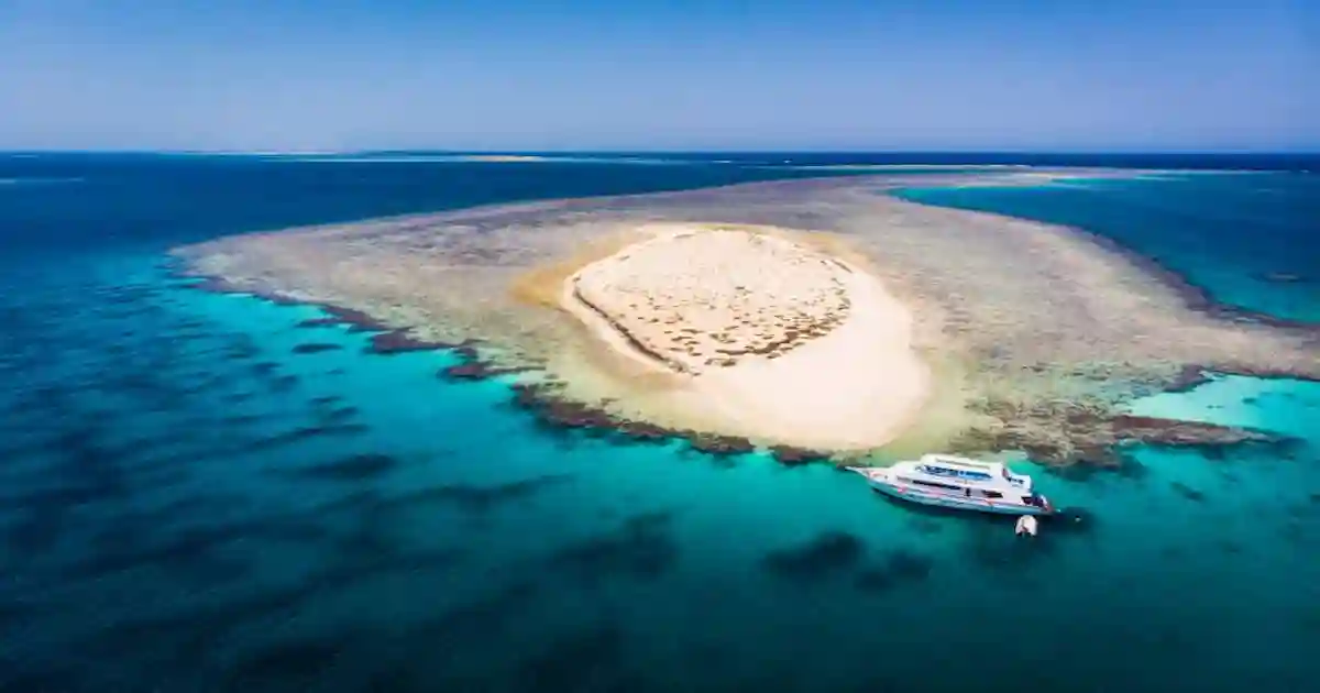 Hamata Islands Qulaan Archipelago beaches