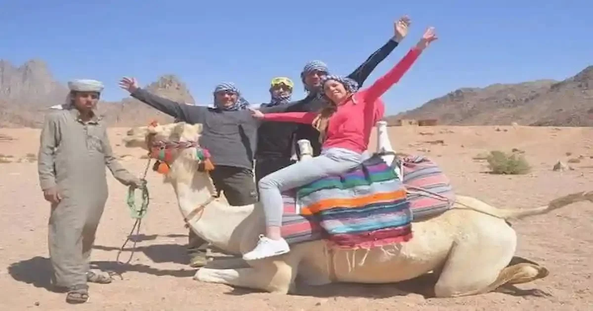 a moment from a guided desert safari excursion Hurghada Ausflüge - a moment from a guided desert safari excursion