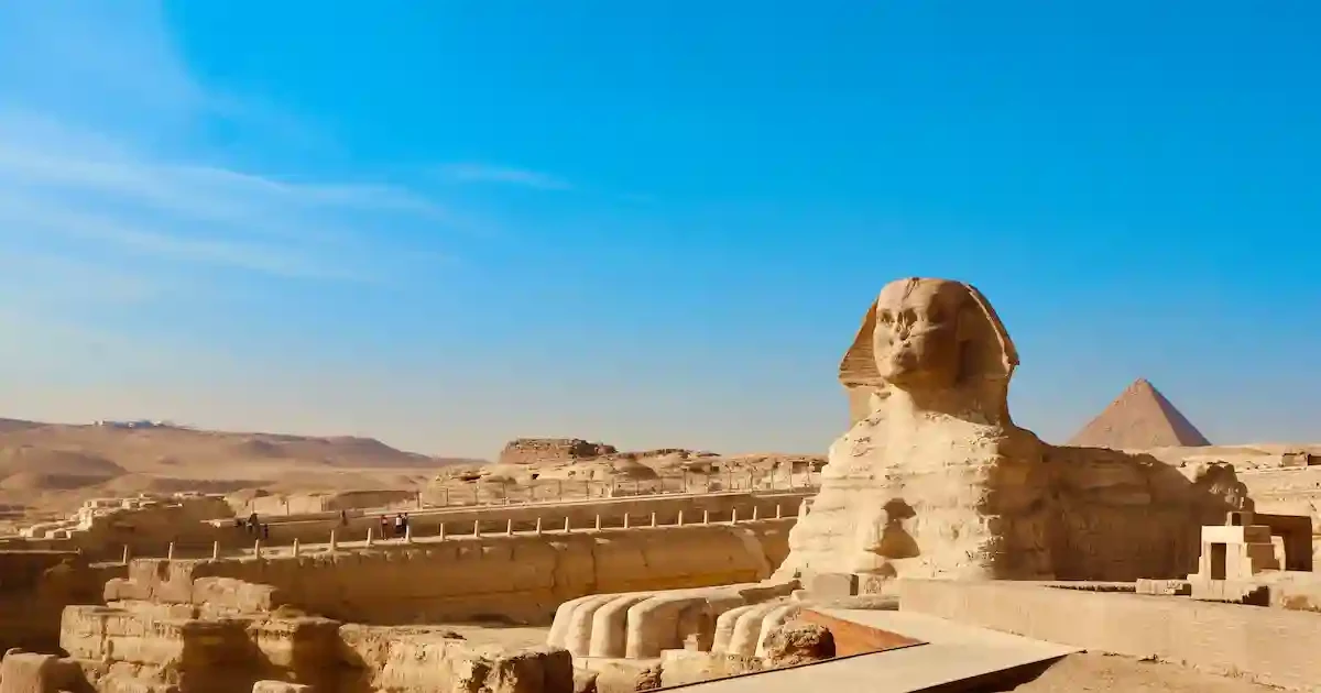 The Pyramids of Giza and the Sphinx Cairo and Nile Cruise tour from Luxor to Aswan – 8 days exploring pyramids, temples, and the Nile River