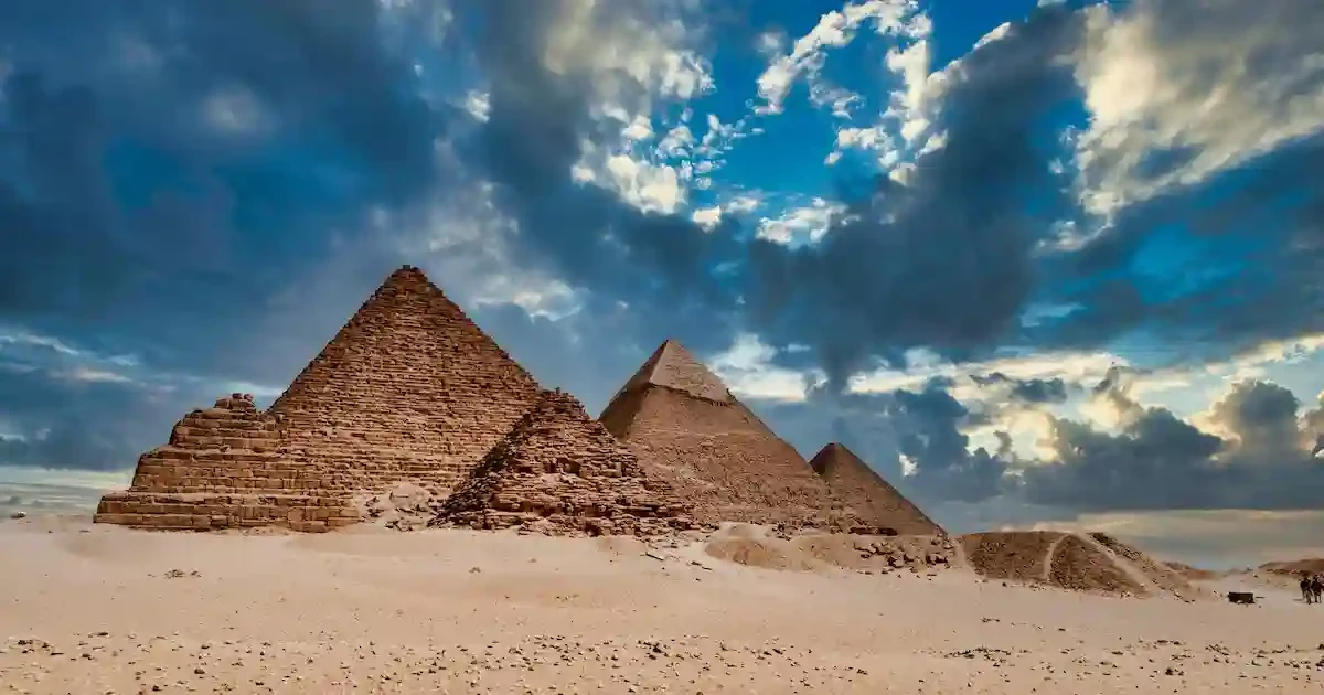 Cairo, Luxor & Aswan | 6 Nights / 7 Days Cairo, Luxor & Aswan | 6 Nights / 7 Days