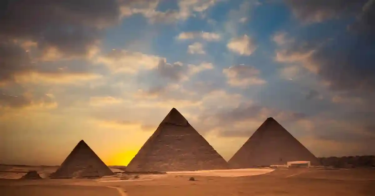 5-day Egypt tour with Cairo, long Nile Cruise from Luxor to Luxor, and Hurghada Red Sea holiday