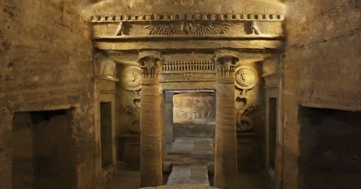 catacombs-kom-el-shoqafa-alexandria-egypt.jpg Catacombs of Kom El Shoqafa underground burial chambers Alexandria