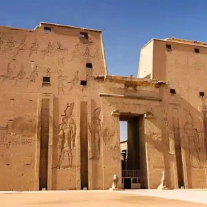 Edfu 8-day Egypt tour with Cairo and Nile Cruise from Aswan to Luxor exploring pyramids and ancient temples
