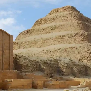 5-day Cairo tour with a one-day flight excursion to Luxor to explore the Valley of the Kings and ancient temples