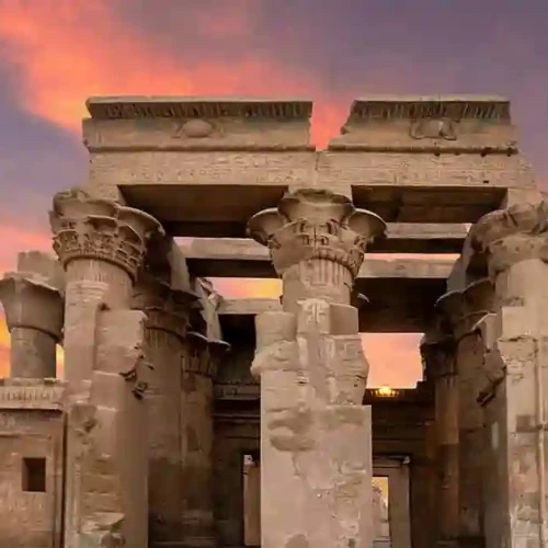 Essential Egypt Tour - Top Sites and Nile Cruise Package