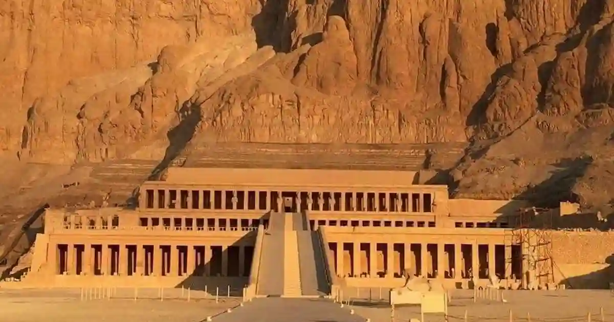 egyptian tombs valley of the kings.