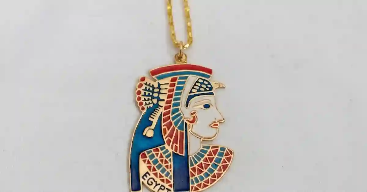gold cleopatra necklace portrait pendant.jpg
