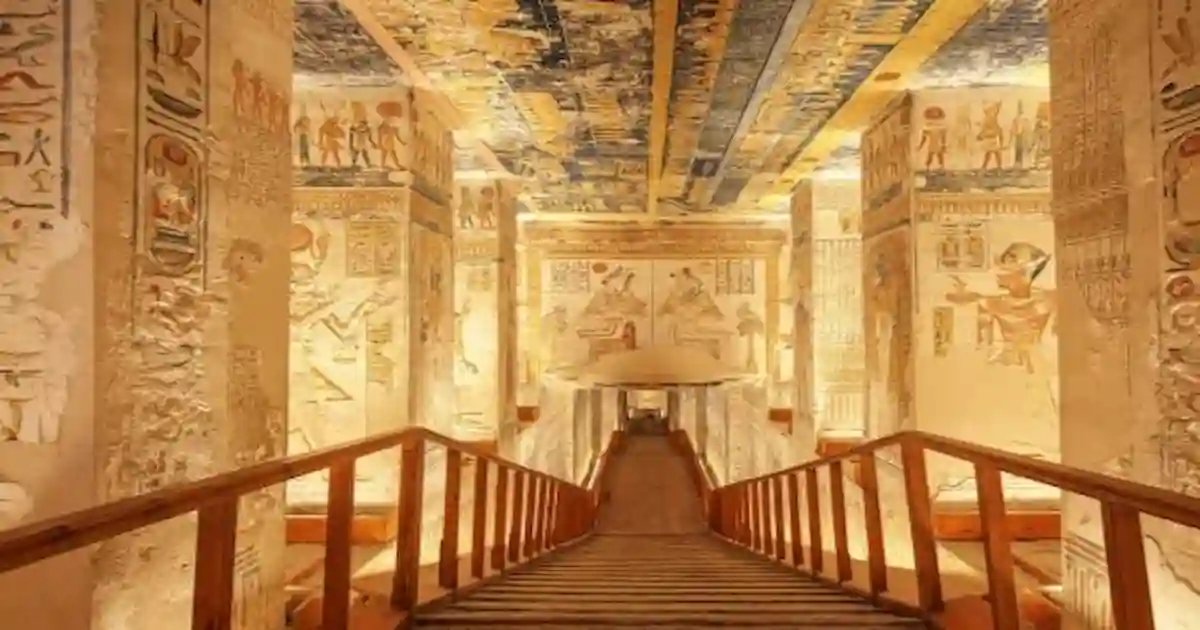valley of the nobles luxor entrance.