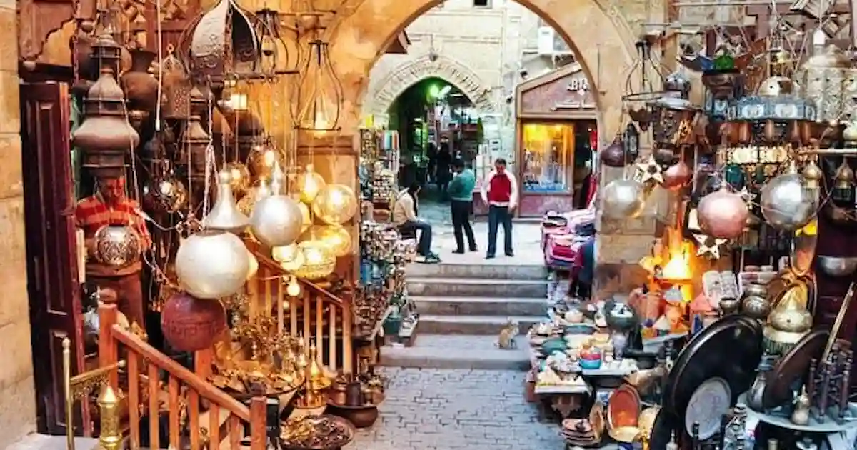 el moez street cairo shops lanterns